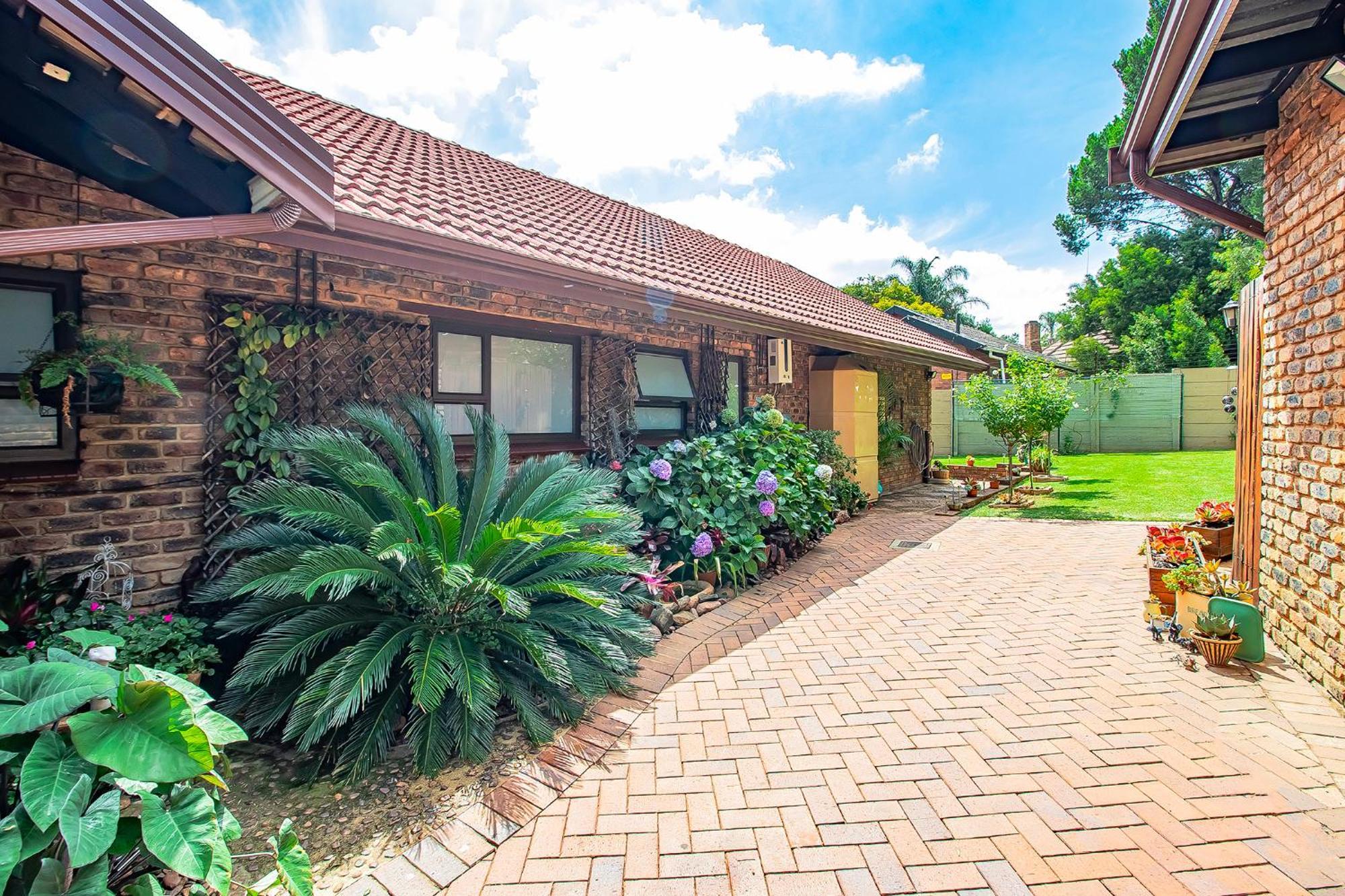 Leozet Self Catering Apartment Pretoria-Noord Dış mekan fotoğraf